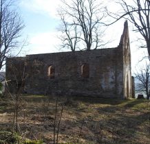 Krywe-cerkiew zdewastowana i rozkradziona w latach powojennych