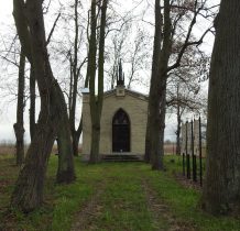 neogotycka kaplica-z lat 1890-91-kościół stojacy obok nie przetrwał