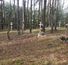 charakterystyczne krzyże dla cmentarzy Wielkiej Wojny