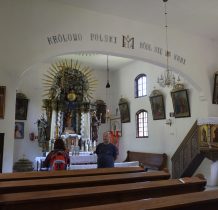kościółek restaurowany w 1962 roku,pierwotnie o drewnianych,szalowanych deskami ścianach